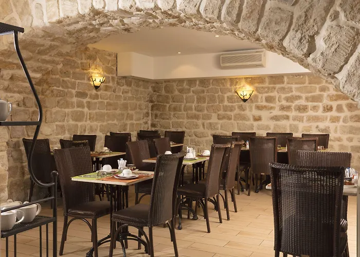 Hotel Berne Opera Paris