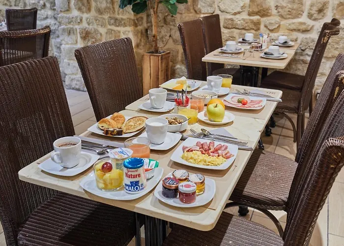 Berne Opera Hotel 3*