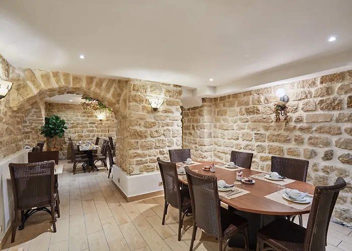 Hotel Berne Opera